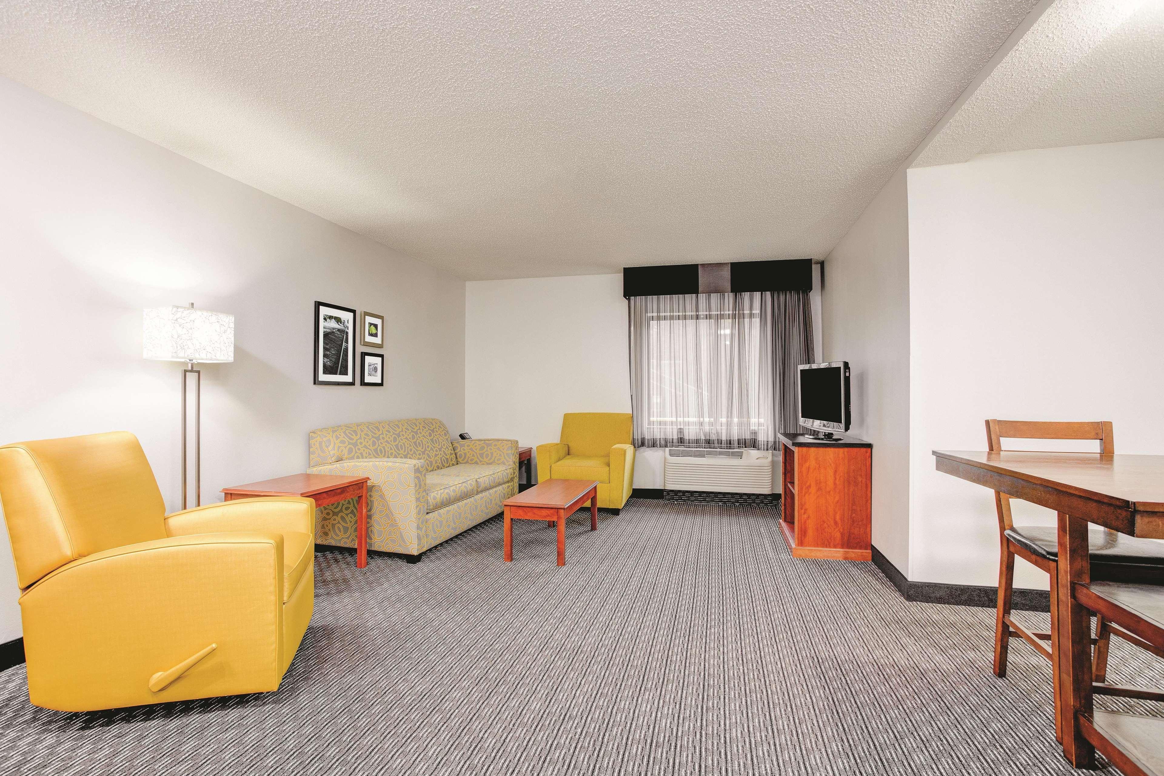 La Quinta By Wyndham Atlanta 3*